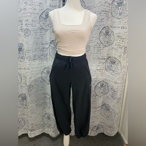 NIKE | Black Wind-Breaker Capri Joggers